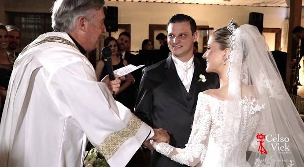 Filmes de Agradecimento | Luiza e Denis | Fotógrafo Casamento Celso Vick | Santo André