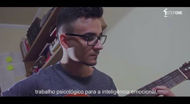 INSTITUCIONAL de STEP ONE