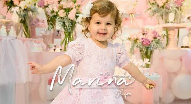 Filme dos Pequenos de Segundo ano de espetáculo da Marina