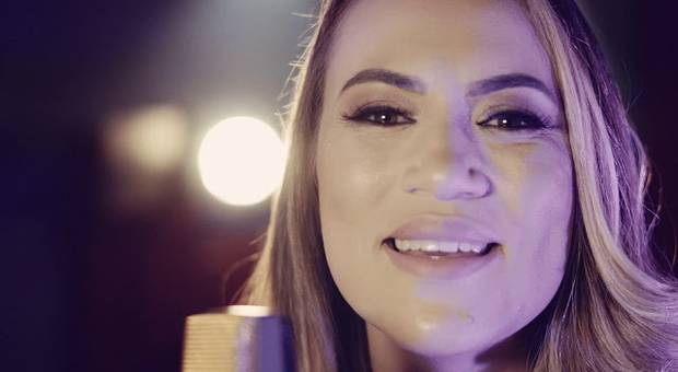 Video clipe de Leda Resende - Não desistirei