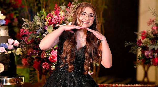 15 Anos de  ANA LAURA // SHORTFILM