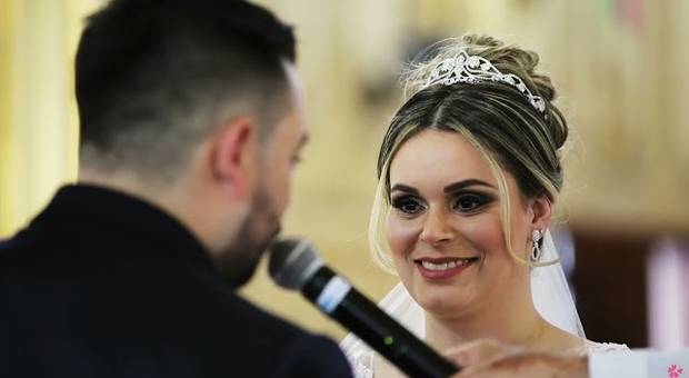 Filmes de Eduardo e Janaina Trailer