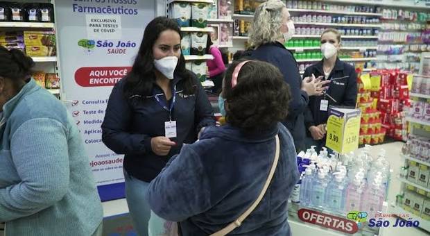 Corporativos de FARMÁCIA SÃO JOÃO - CRUZEIRO DO OESTE/PR