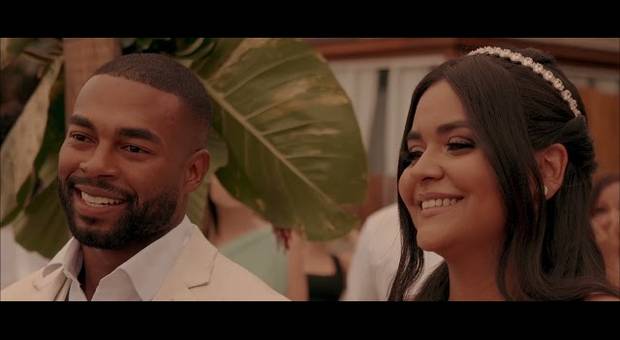 CASAMENTOS (FILME) de CASAMENTO PÉ NA AREIA NA PRAIA DO LITORAL NORTE -SP