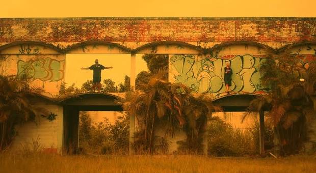 Videoclipe de S.G - Essência de Puto Feat Tio Phill (Prod. 00Rosa)