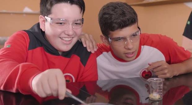 INSTITUCIONAL de Bem vindo à MAPLE BEAR