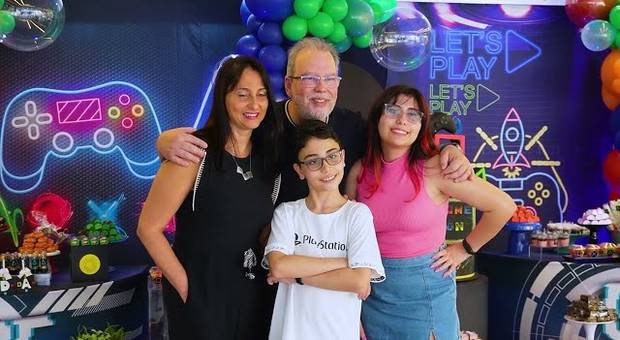 Infantil de Brenda 20 e Arthur 10