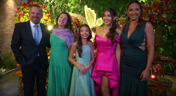 DEBUTANTE de Livia - 15 anos