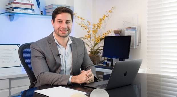 Institucional de Dr. João Pedro Estima - Cirurgia Plástica