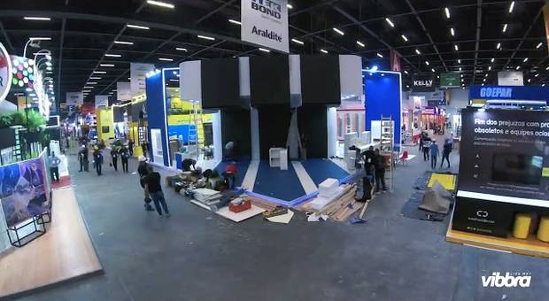 Captação e criação de vídeo de Montagem de stand