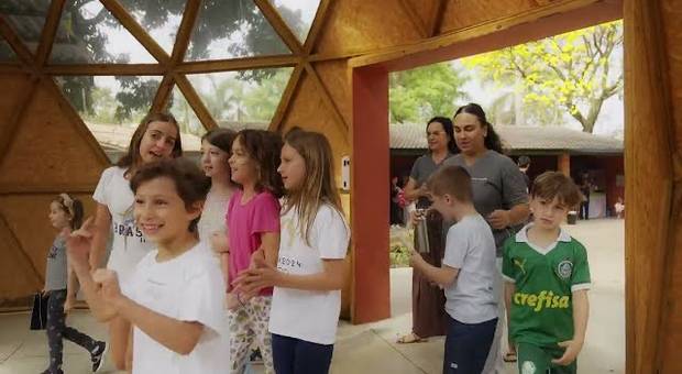 Institucional de Kinderville | Inauguração Escola