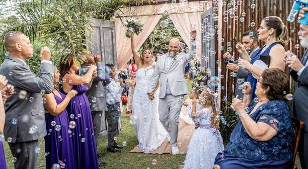 CASAMENTOS (FILME) de CASAMENTO NO ESPAÇO ORQUIDEIA EM SANTA DE PARNAÍBA-SP