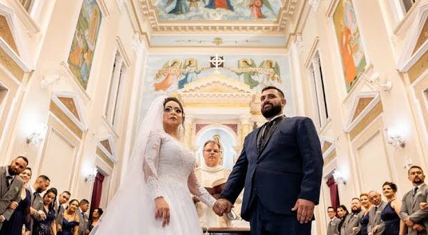 CASAMENTOS (FILME) de  CASAMENTO NA IGREJA CORAÇÃO DE MARIA E FESTA NO SALÃO CELEBRAR