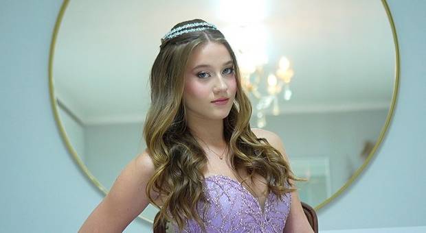 15 Anos de LIVIA SCHIABEL // SHORTFILM