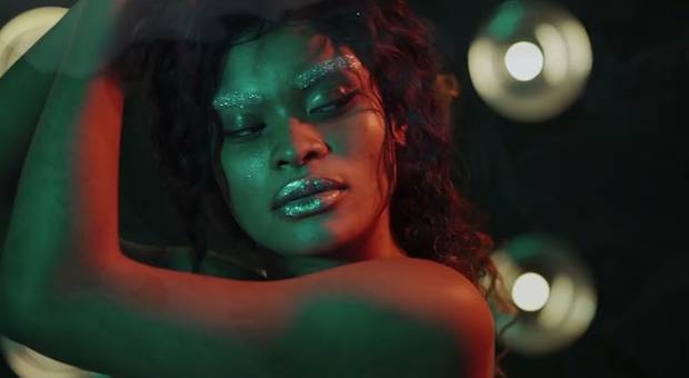 Videos de Transforme Brutos em Resultados: Edição de Vídeo Profissional para Criadores e Marcas.