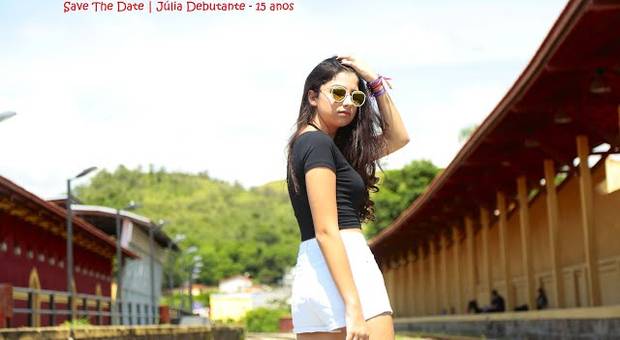 Aniversários de SAVE THE DATE | Júlia Debutante _ 15 Anos