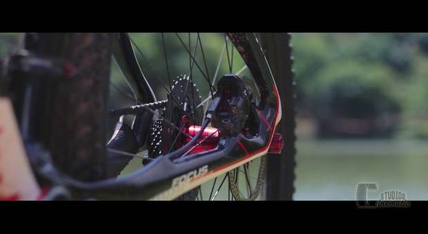 ESPORTES E LIFESTYLE FITNESS de Cinematic Mountainbike Video