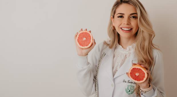 Marca Pessoal de Nutricionista Karine Lourenço