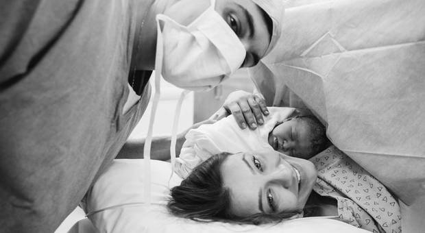 FOTOGRAFIA DE PARTO de Fotografia de Parto - Nascimento Lorena