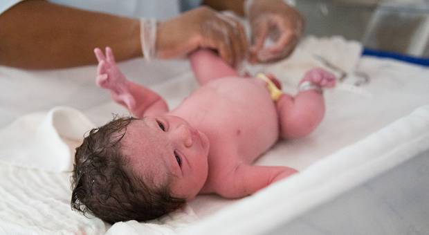 FOTOGRAFIA DE PARTO de FOTOS DE PARTO - LORENZO