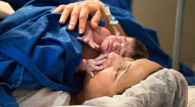 FOTOGRAFIA DE PARTO de FOTOGRAFIA DE PARTO - ANA CAROLINA