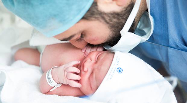 FOTOGRAFIA DE PARTO de FOTOS DE PARTO - NASCIMENTO KAKA