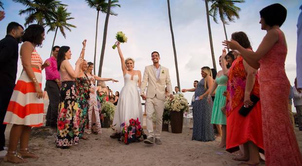 Casamento na praia de Agislane & Adriano