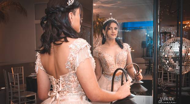 Aniversario 15 Anos - Debutante de Festa de 15 Anos