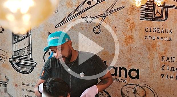 Empresarial de Vídeo comercial Barbatana BarberShop