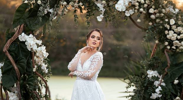 Editorial Noivas de Editorial Poetry Of Love