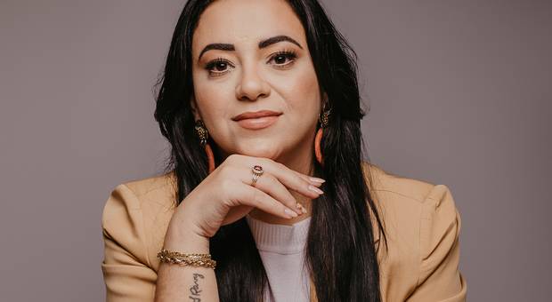 Corporativo de Ensaio Corporativo Cindy