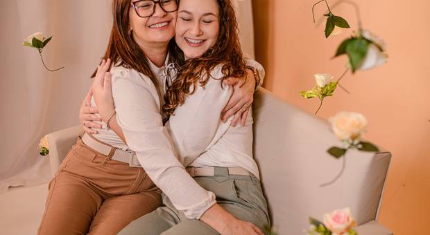 Colo de mãe  de Liane e Milena - Colo de mãe 2025