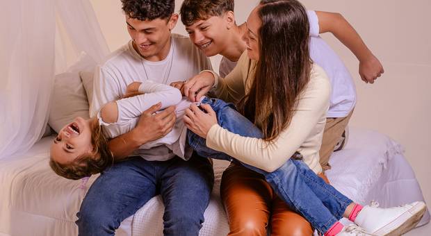 Colo de mãe  de Renata, Valentina, Gabriel e Rafael - COLO DE MÃE 2026