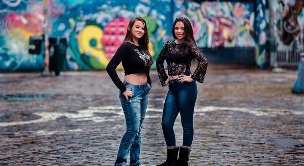 Ensaios de Camilia e Giovanna - Pré 15 Anos