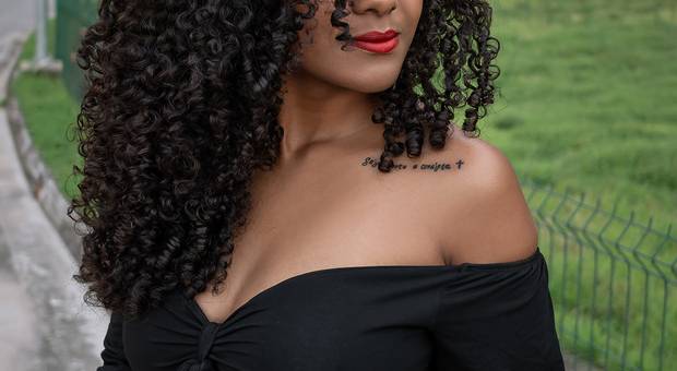 ENSAIO EXTERNO FEMININO de SHANNA LARISSA