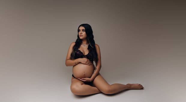 Gestante de À espera de Liz Caroline