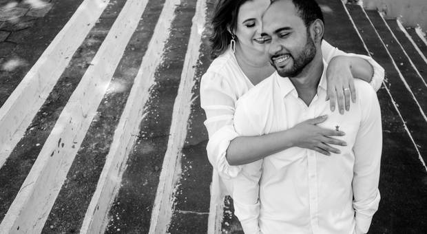 Casais de O Ensaio Pré-Casamento da Dayane e Weverton: Uma História de Amor Duradoura