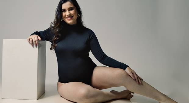 Gestantes de Ensaio de gestante no estúdio - Isa e Ton