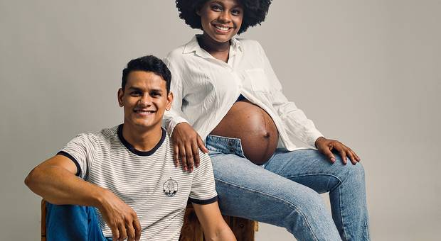 Gestantes de Ensaio de gestante no estúdio - Gabrielly e Fabricio