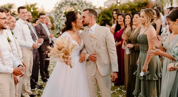Casamentos de Viviane e João