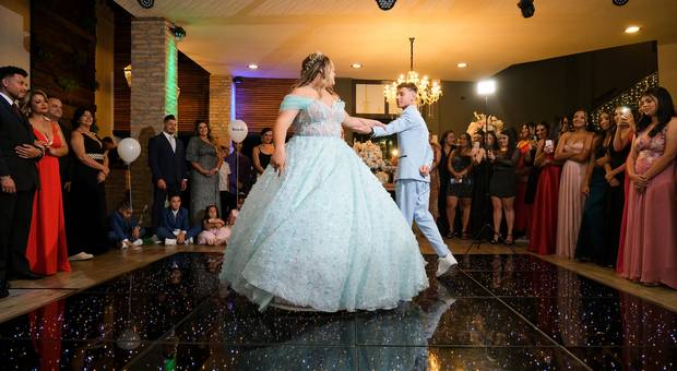 Debutante de Debutante