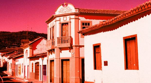 Fotografia Analógica de Filme Lomography X-Tungsten ISO 64 – Cidade de Goiás