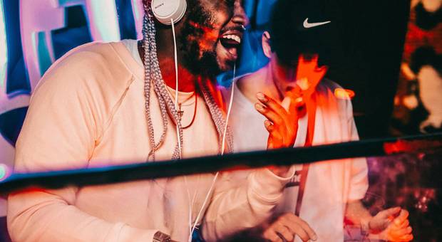 Festa de Views #01 - BECO 304