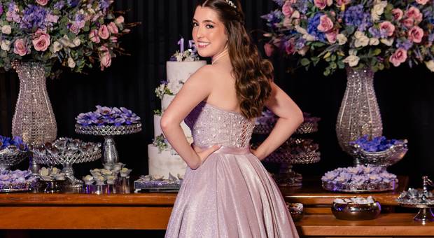 Aniversários de Aniversario de 15 Anos - Luisa