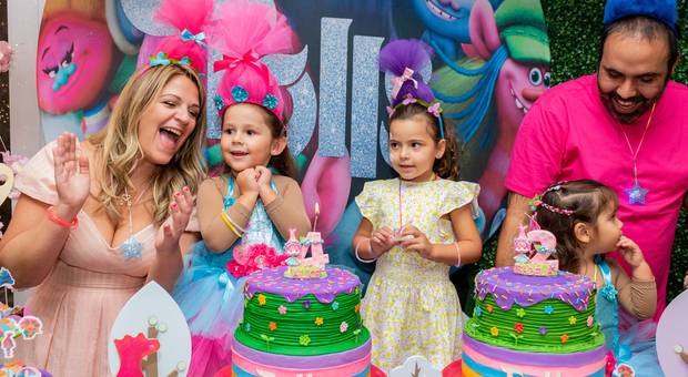 Festa Infantil de Festa Alice e Isabela