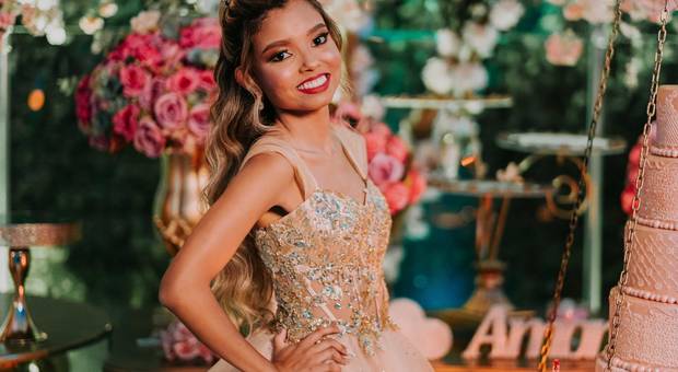 Aniversário de Laura