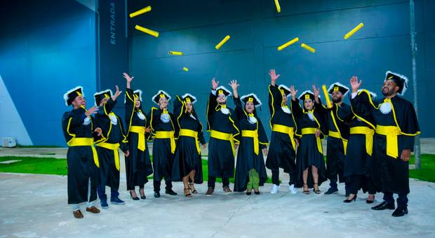 Formaturas de Solenidade de Outorga de Grau Turma Farmácia de  Serra Dourada 2018