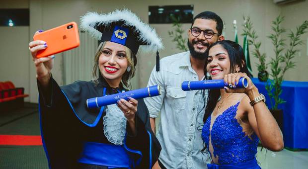 Formaturas de Solenidade de Outorga de Grau Uniplam  