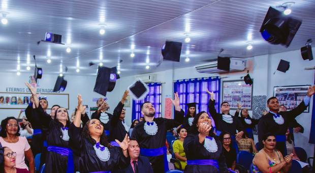 Formaturas de Solenidade de Outorga de Grau Faculdade Uepa Altamira