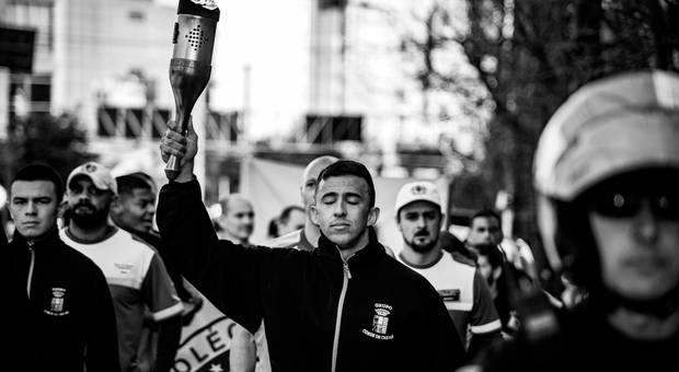 Fotojornalismo de Chegada do Fogo da Semana da Pátria